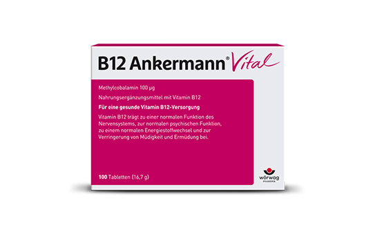 Eine Packung B12 Ankermann Vital zeigt den Text "Methylcobalamin 100 µg, für eine gesunde Vitamin-B12-Versorgung".